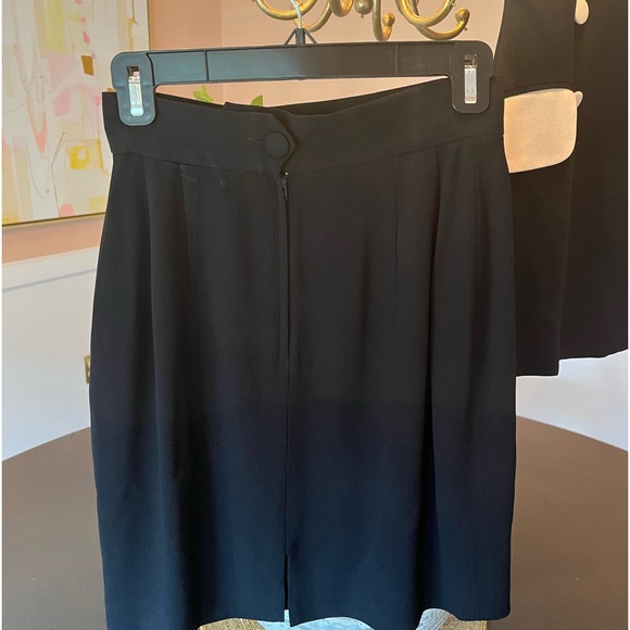 Vintage Moschino cheap and chic suit/ women’s blazer and skirt - Picture 4 of 15